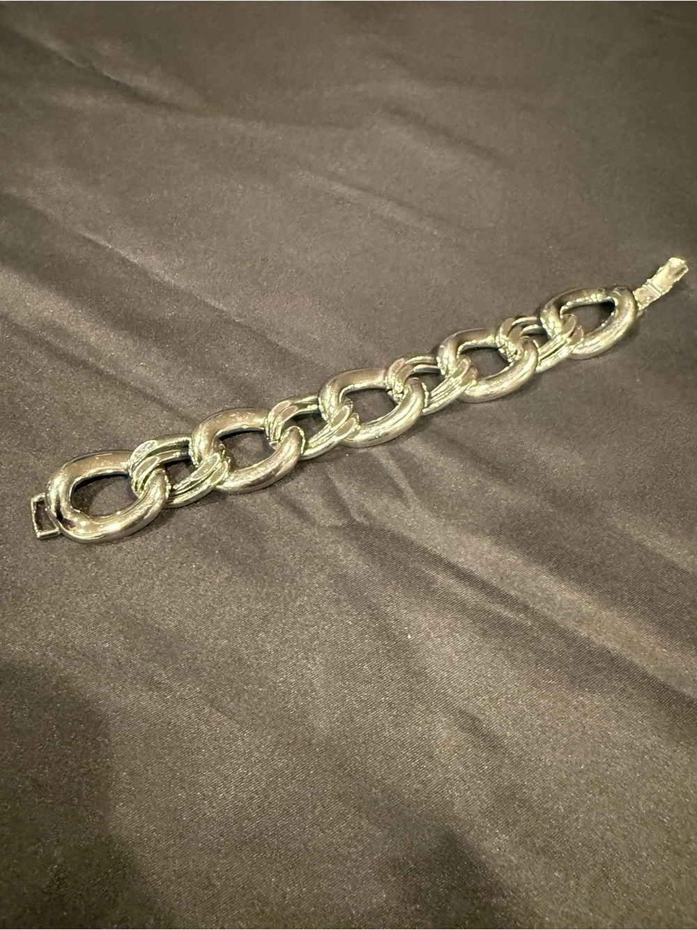 Chunky Silver Tone Oval Link Chain Bracelet Textured Statement Jewelry